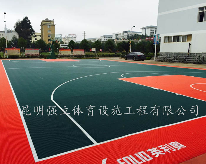 武警云南省邊防總隊 115 塊懸浮拼裝地板籃球場